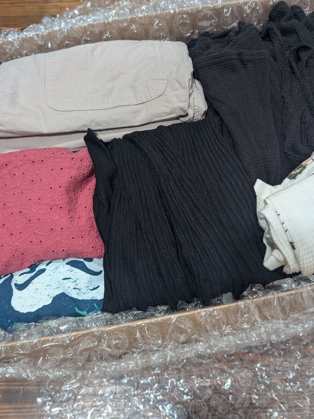 19lb Streetwear Box - Various Brands In Mostly Sizes XS-S-M
